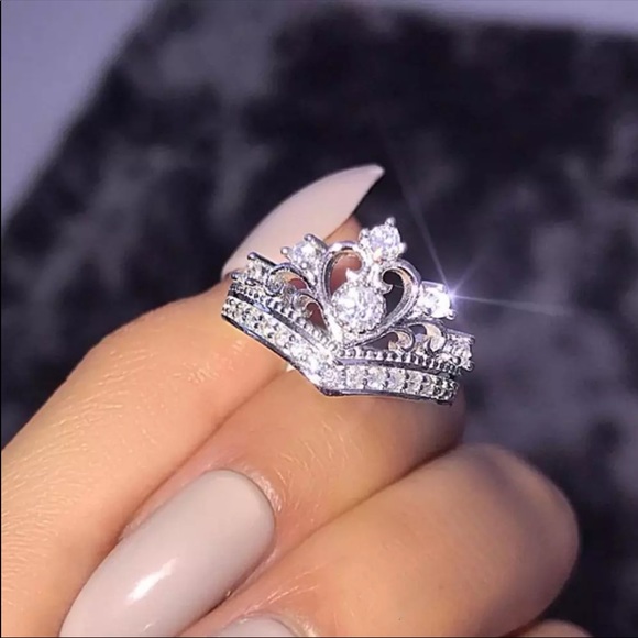 New 925 Silver Beautiful Heart Diamond Ring 💍 - Picture 3 of 8